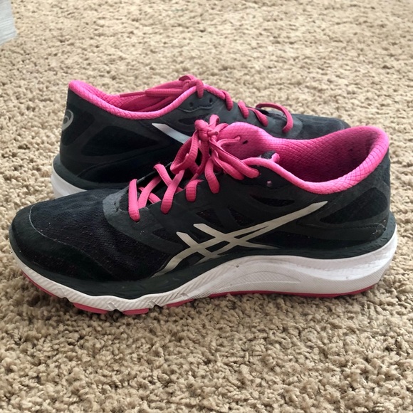 ASICS Women's 33-M Running Shoe - Picture 8 of 12